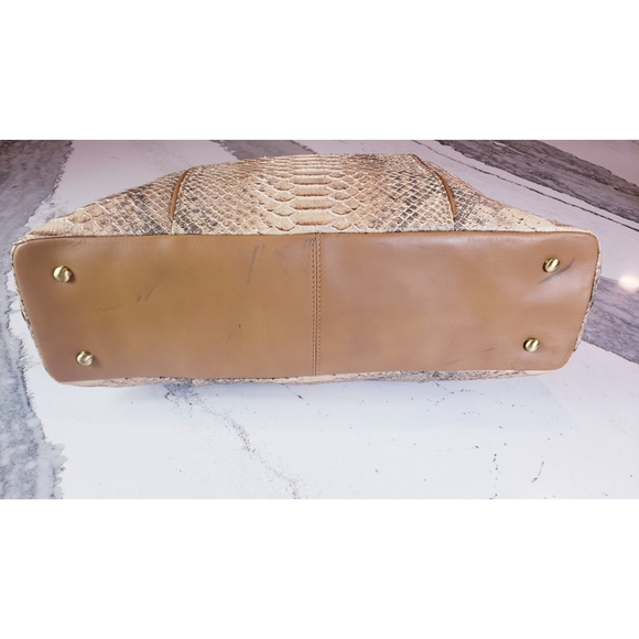 NEW Via Spiga Snake Embossed Textured Leather Hobo - Picture 8 of 15